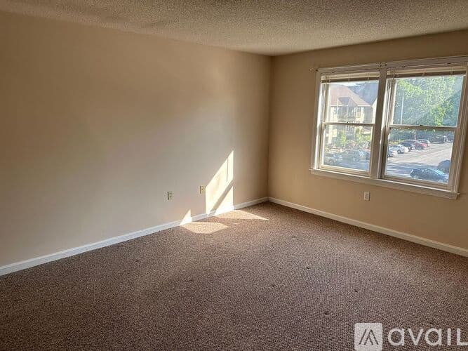 Nashua Condo: 9 Bartemus Trail
