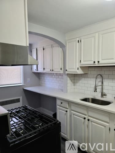 Chester House: 216 Meade Street