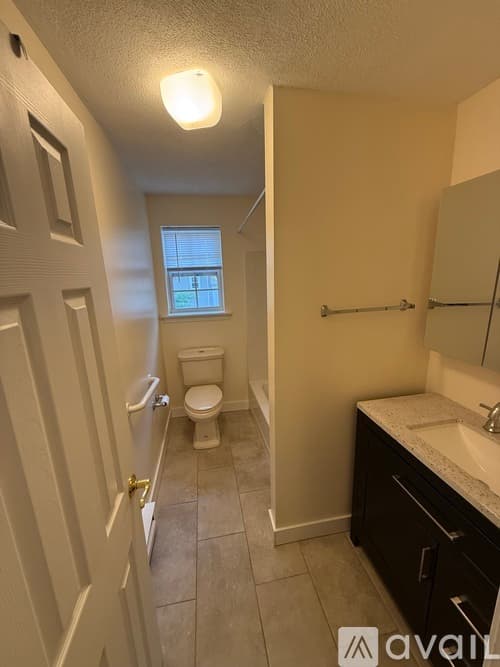 Mashpee Condo: 70 Cape Drive
