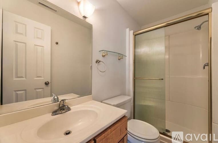 Apple Valley House: 7400 157th St W