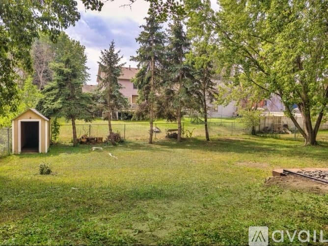 Apple Valley House: 7400 157th St W