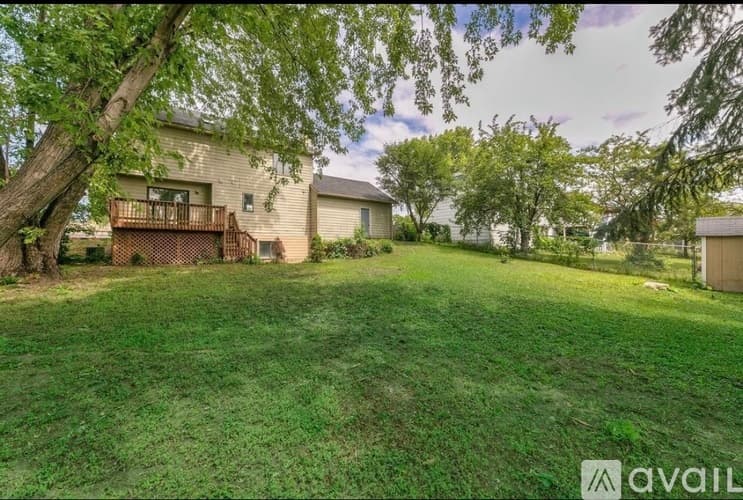 Apple Valley House: 7400 157th St W