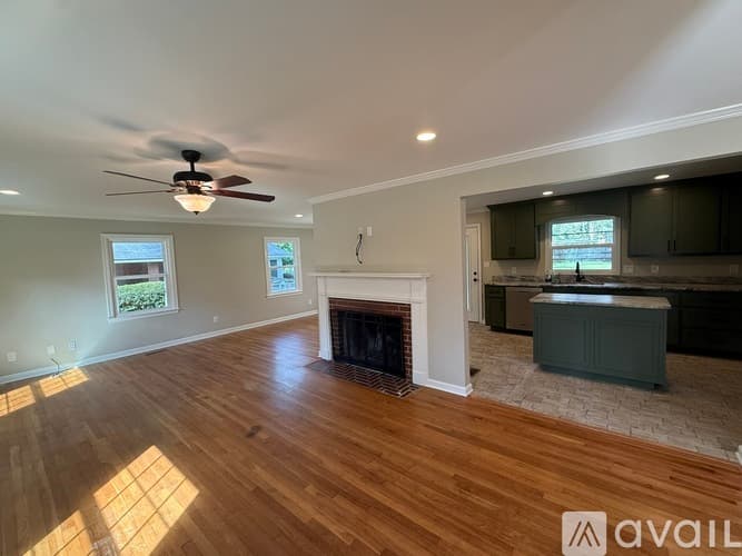 Valdosta House: 600 W Park Ave