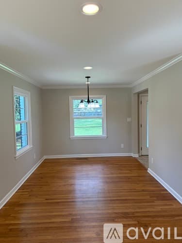 Valdosta House: 600 W Park Ave
