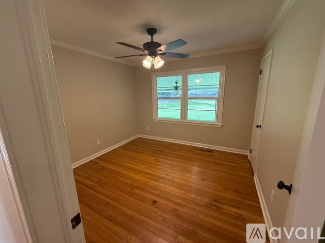 Valdosta House: 600 W Park Ave