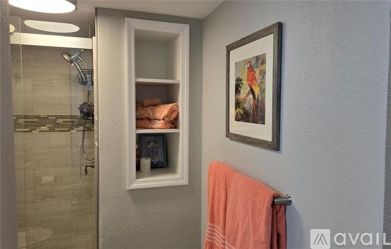 South Pasadena Condo: 7560 Bay Island Drive South