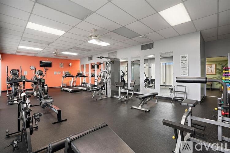 South Pasadena Condo: 7560 Bay Island Drive South
