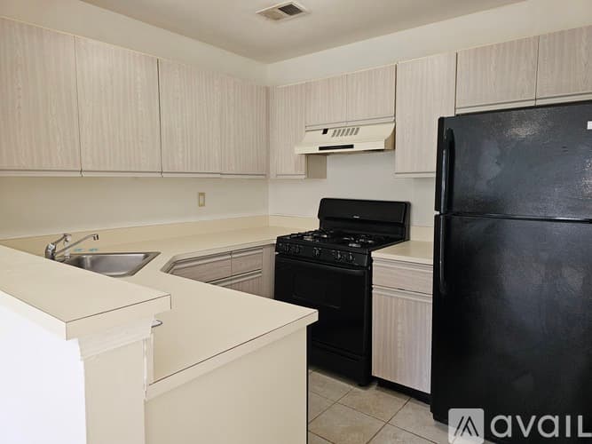 Monmouth Jn Condo: 45 Tanglewood Ct