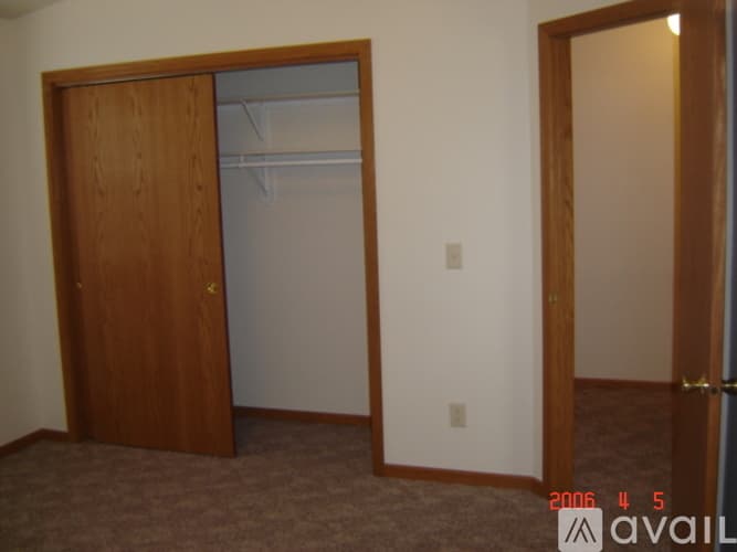 Tomah Apartment: 521 Kozarek Dr