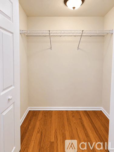 Chicago Condo: 6969 N Ashland Ave