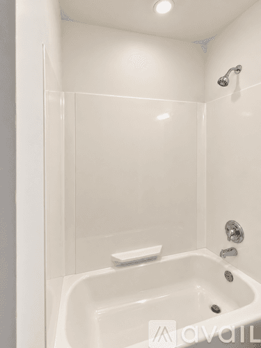 Chicago Condo: 6969 N Ashland Ave