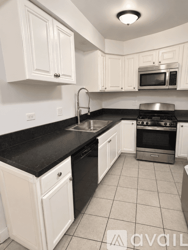 Chicago Condo: 6969 N Ashland Ave