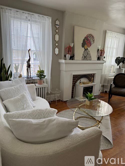 Petersburg Apartment: 620 S Sycamore St