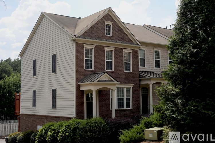 Smyrna Townhome: 2565 Speer Court Southeast