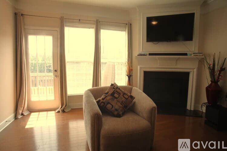 Smyrna Townhome: 2565 Speer Court Southeast