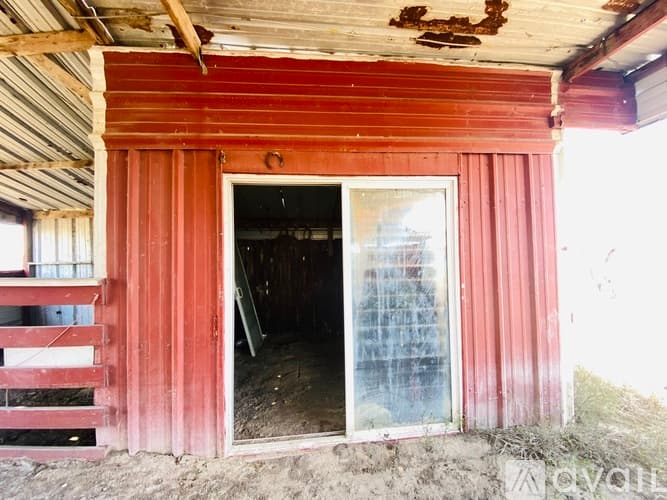 San Benito House: 27677 Nelson Road