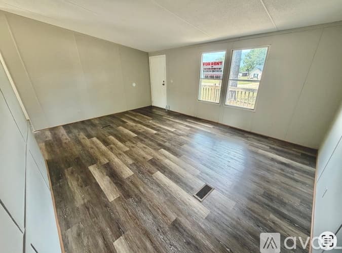 Belton House: 104 Wild Fox Trail