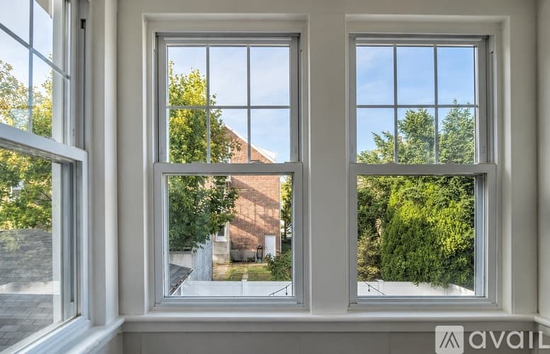 Fairfield Apartment: 86 Querida Street