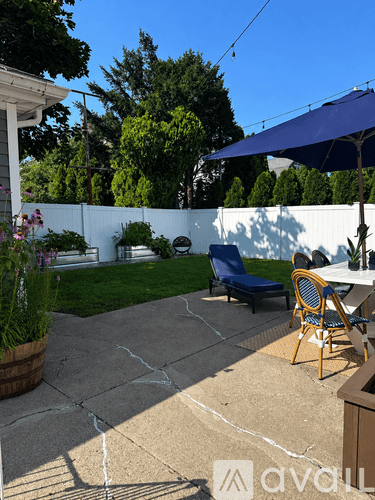 Fairfield Apartment: 86 Querida Street