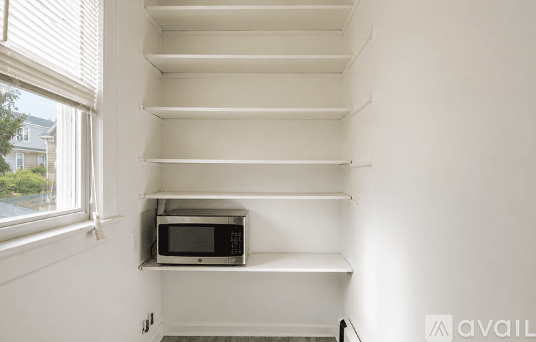 Fairfield Apartment: 86 Querida Street