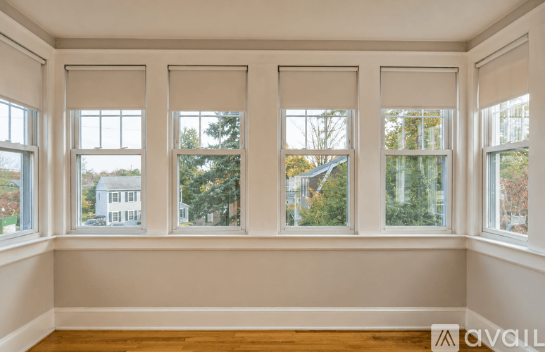 Fairfield Apartment: 86 Querida Street