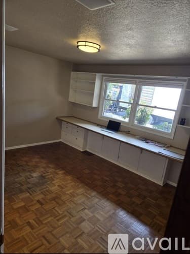 Vancouver House: 4212 NW Lavina St