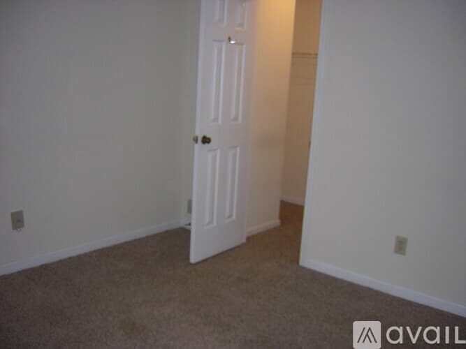 Snellville Apartment: 2110 Kings Gate Cir SW