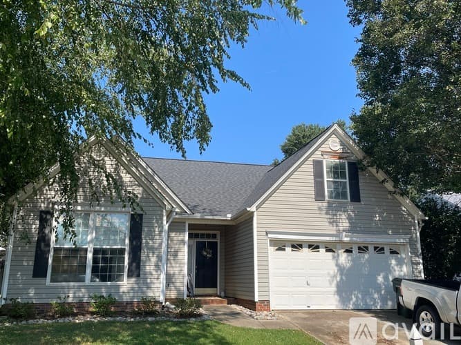 Simpsonville House: 119 Lantana Court