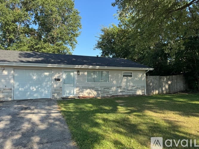 O'Fallon House: 608 Shady Lane