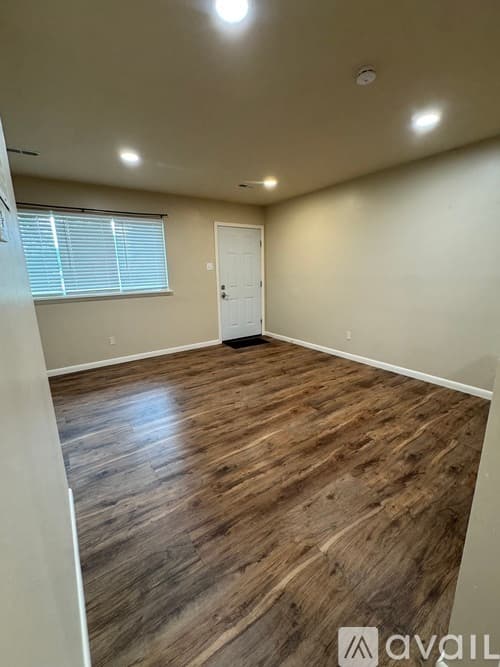 O'Fallon House: 608 Shady Lane