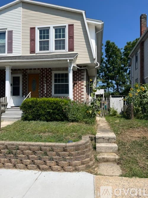 West Lawn House: 2225 Reading Avenue