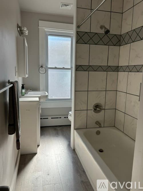 West Lawn House: 2225 Reading Avenue