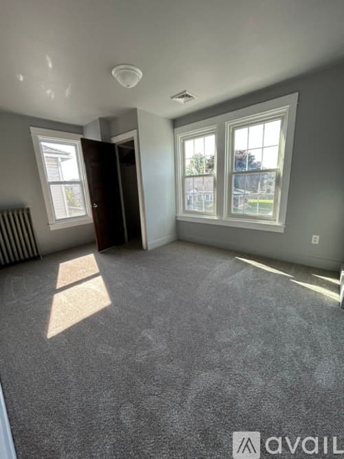 West Lawn House: 2225 Reading Avenue