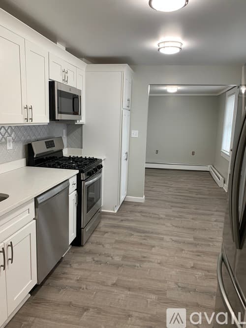 North Andover Townhome: 16 Bixby Ave