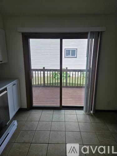 Eau Claire House: 3516 Lana Ln