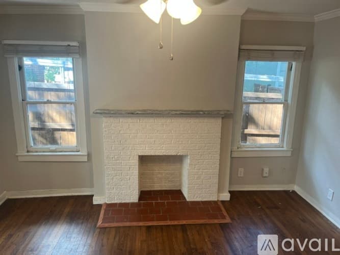 Fort Worth House: 1801 Belle Pl
