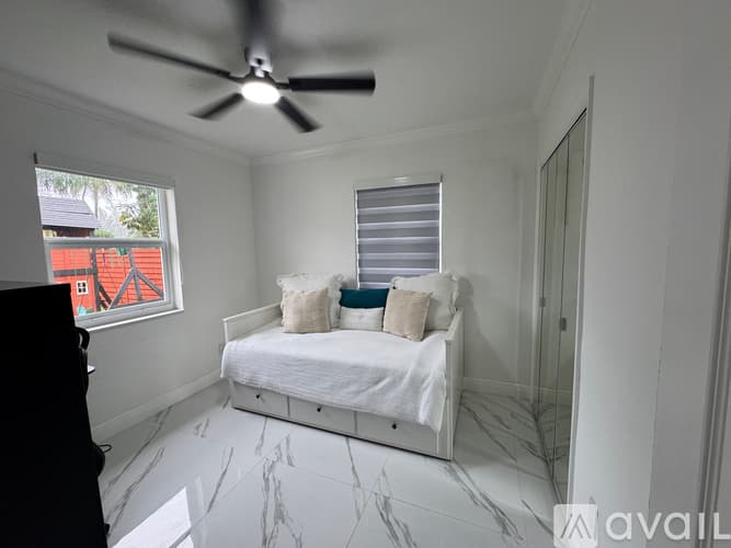 Miami House: 7525 Southwest 28th Terrace