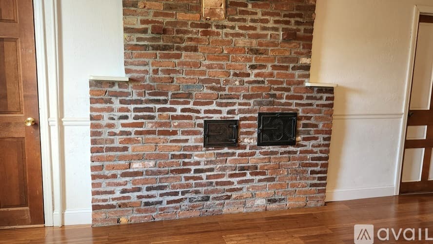 Hopkinton Apartment: 26 Hayden Rowe Street