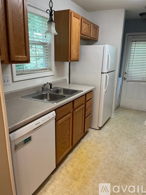 Athens Townhome: 1305 Cedar Shoals Drive