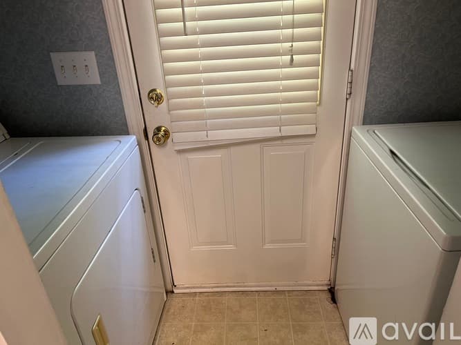 Athens Townhome: 1305 Cedar Shoals Drive