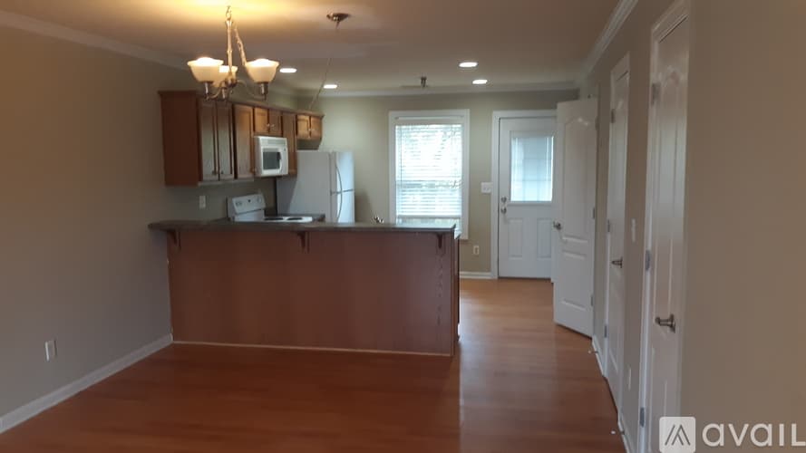 Athens Condo: 232 Epps Bridge Rd