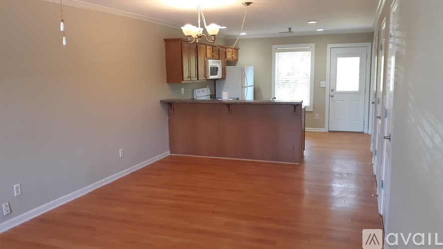 Athens Condo: 232 Epps Bridge Rd