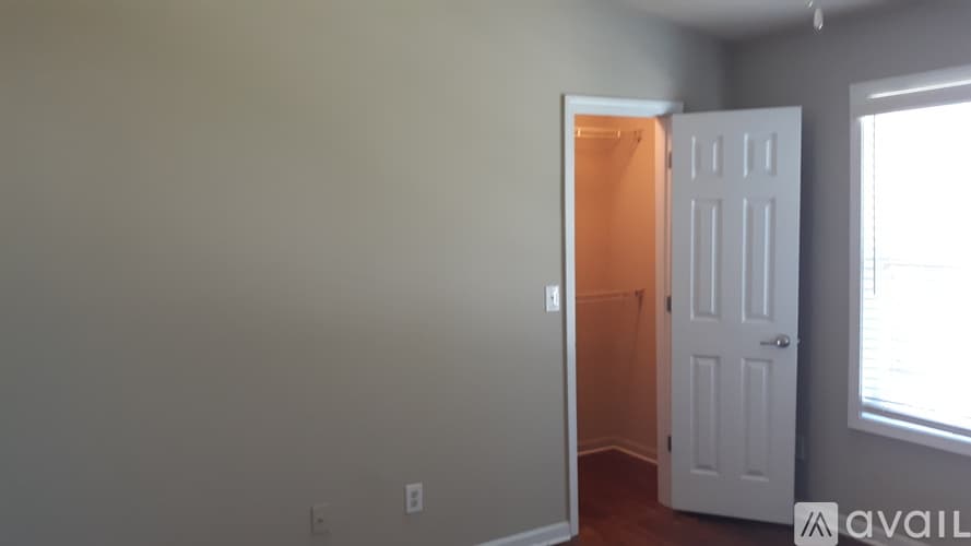 Athens Condo: 232 Epps Bridge Rd