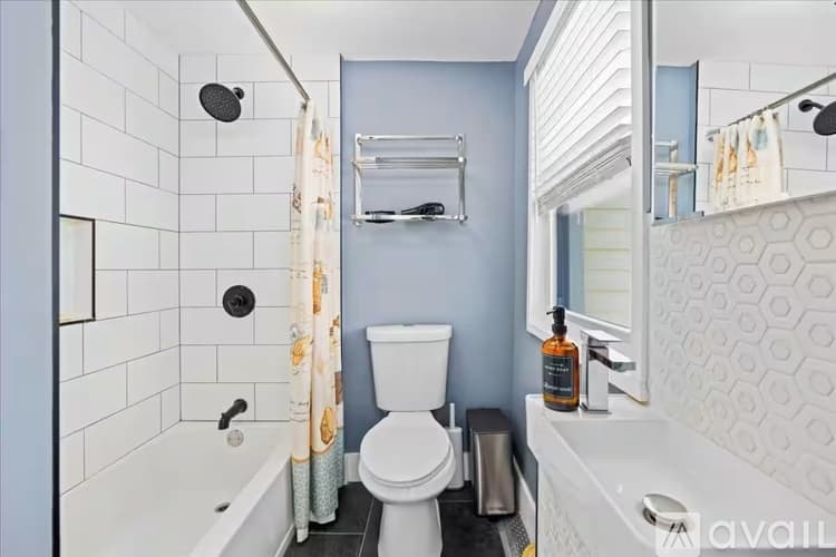 Ventnor City House: 5109 Winchester Ave