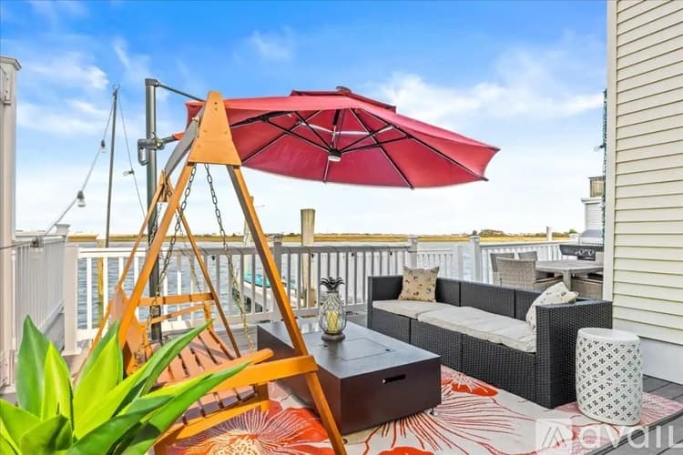 Ventnor City House: 5109 Winchester Ave