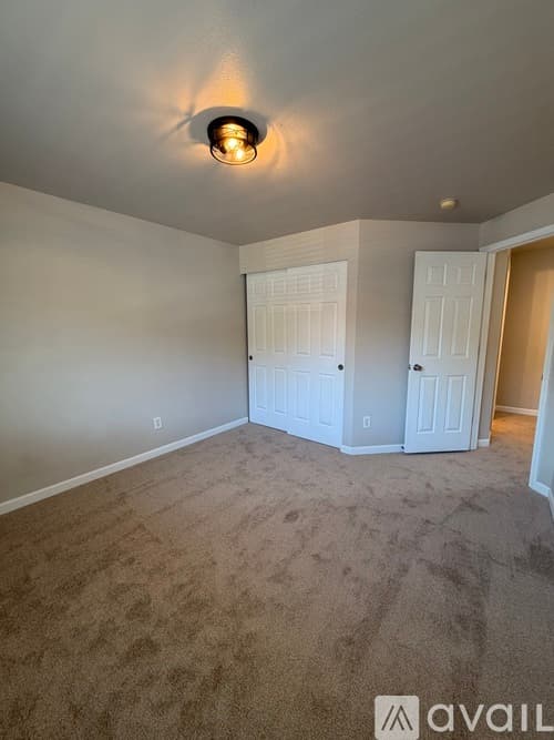 Pacific House: 328 Tacoma Blvd S