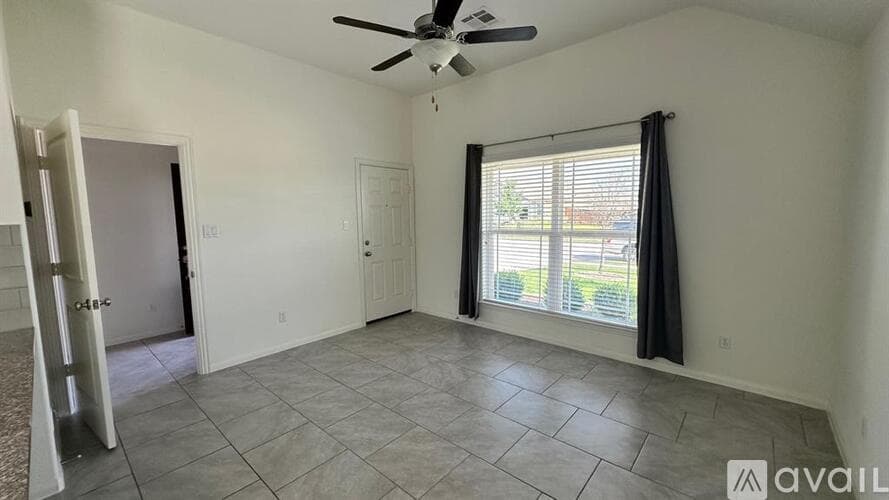 Liberty Hill House: 116 Krupp Ave