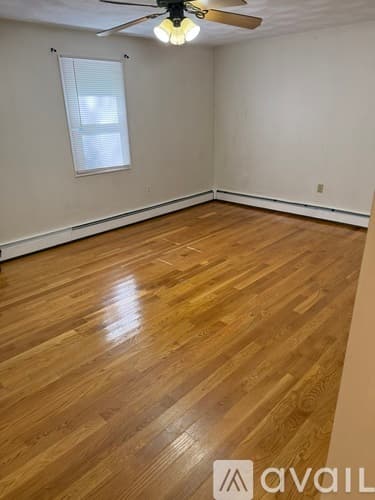 Warwick House: 513 Tidewater Drive