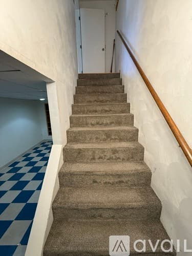 Warwick House: 513 Tidewater Drive