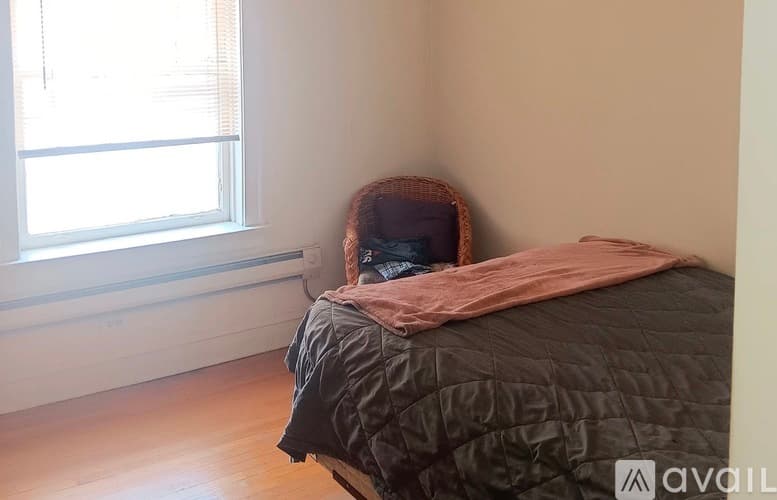 Winnetka Apartment: 918 Green Bay Rd